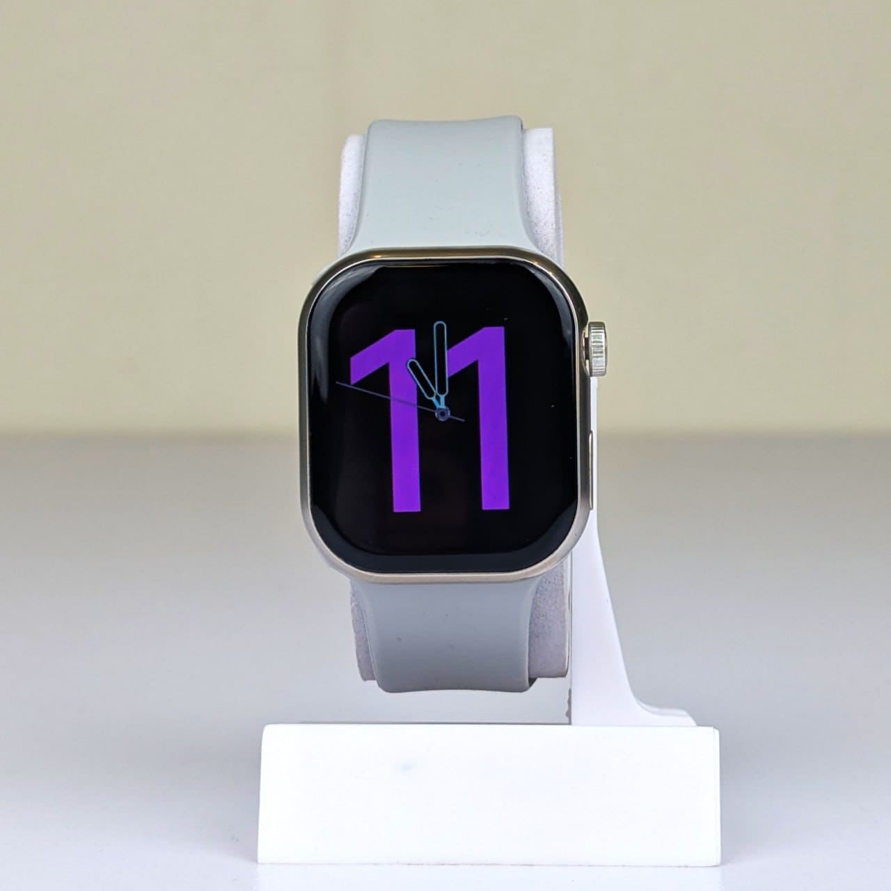 GUS-07 Series 11 AMOLED Smartwatch (7-in-1 Combo)