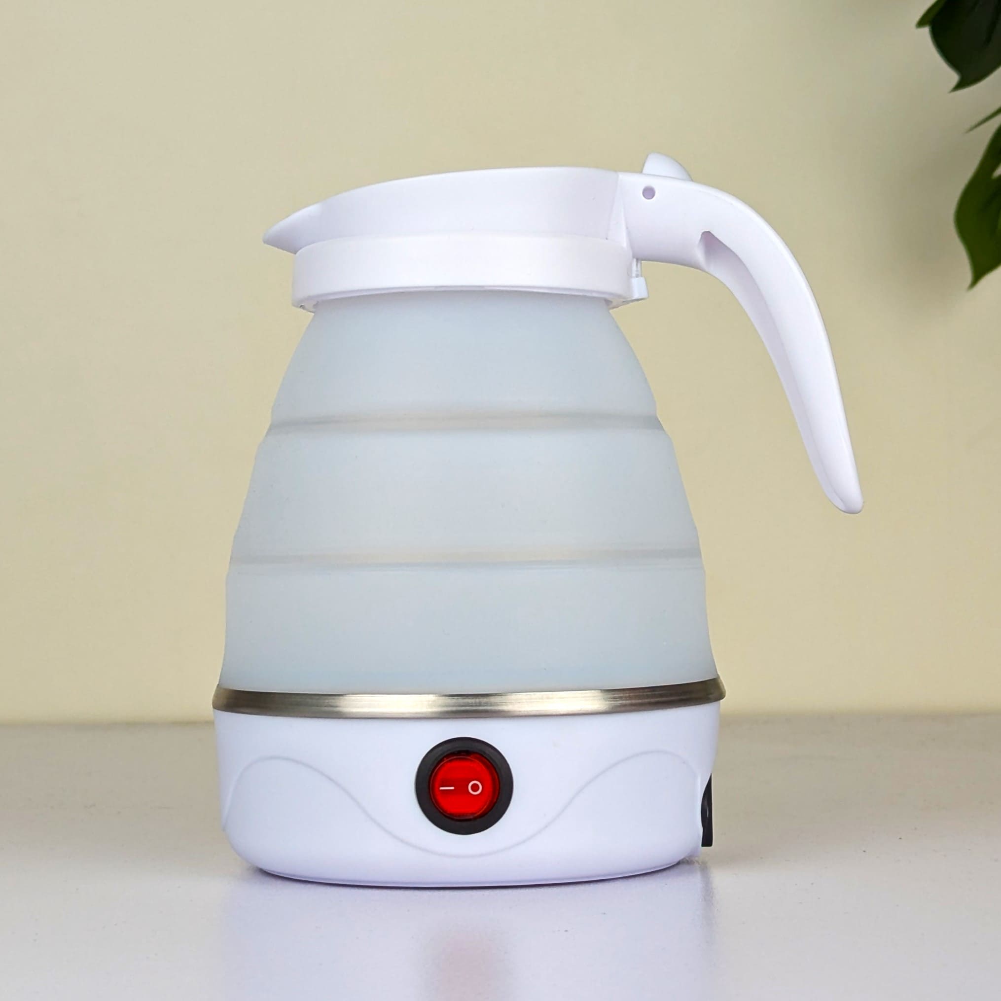 Travelling Folding Electric Kettle 600ml with Food Grade Silicone